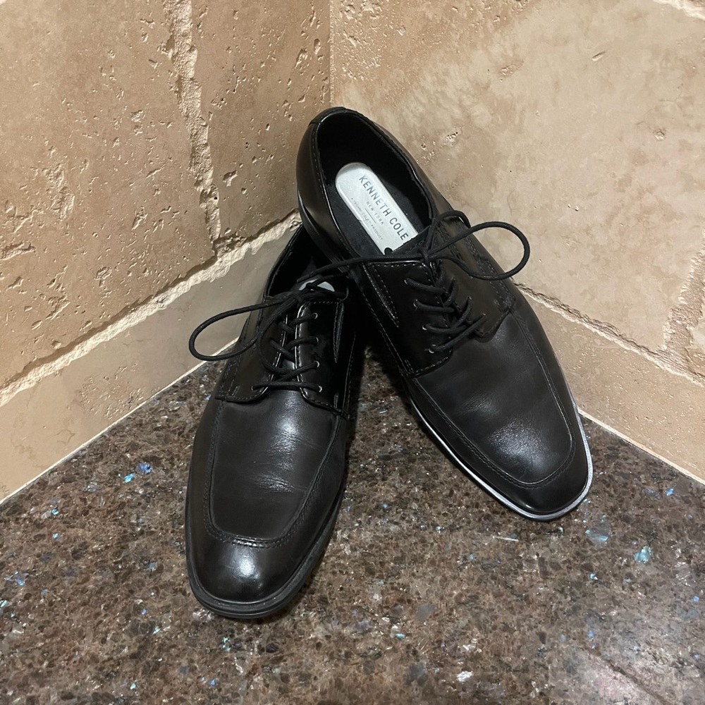 Kenneth Cole Dress Shoes